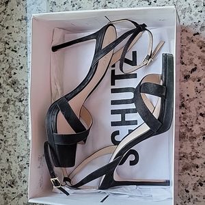 Schutz Ava Size 8.5